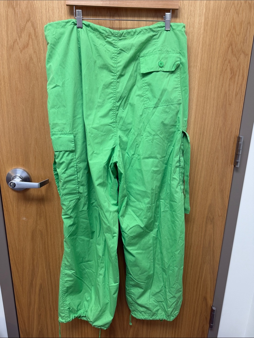 Ghast Neon Green Raver Cargo Pants with Graphic Label - Picture 7 of 9
